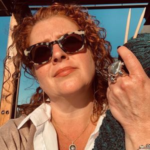 Meet your Posher, Ella